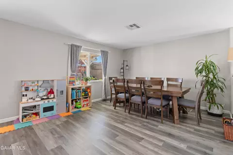 Dining - 45064 18th St, Lancaster, CA 93535 photo 2 of 2