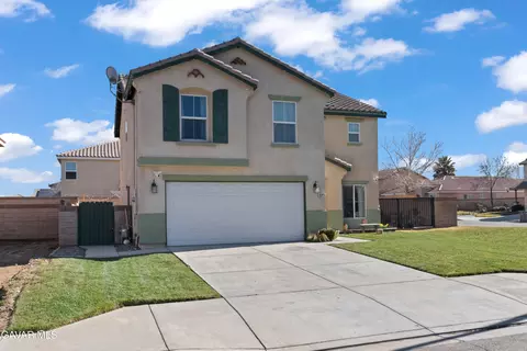 Exterior - 45064 18th St, Lancaster, CA 93535 photo 2 of 7