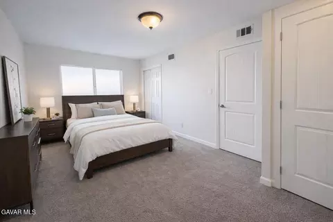 Bedroom - 333 Kildare St E, Lancaster, CA 93535 photo 3 of 8