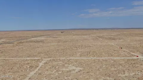 500 Avenue E, Redman, CA 93535 photo 17