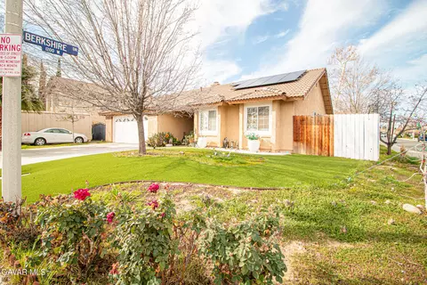 39341 Thames Ct, Palmdale, CA 93551