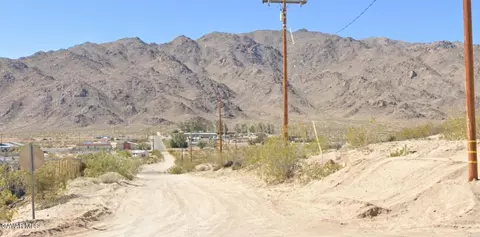 Bullion Ave, Twentynine Palms, CA 92277