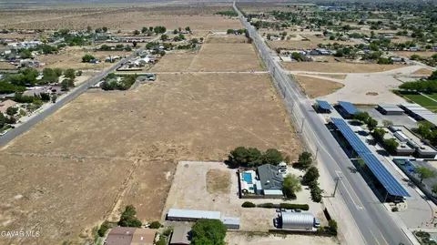 East Palmdale Blvd, Littlerock, CA 93543