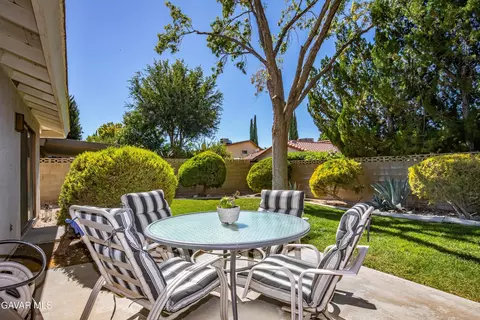 Exterior - 43755 Sentry Ln, Lancaster, CA 93536 photo 7 of 13