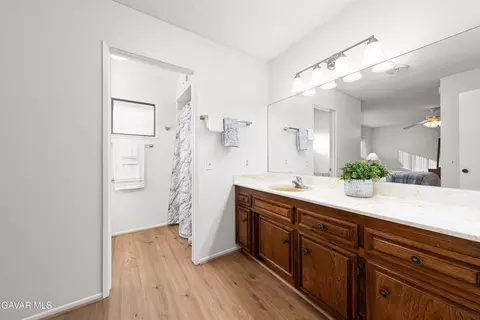Bath - 43755 Sentry Ln, Lancaster, CA 93536 photo 1 of 4