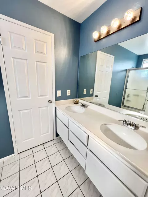 44420 Tarragon Dr, Lancaster, CA 93536 photo 21