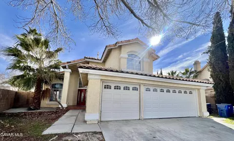 44420 Tarragon Dr, Lancaster, CA 93536
