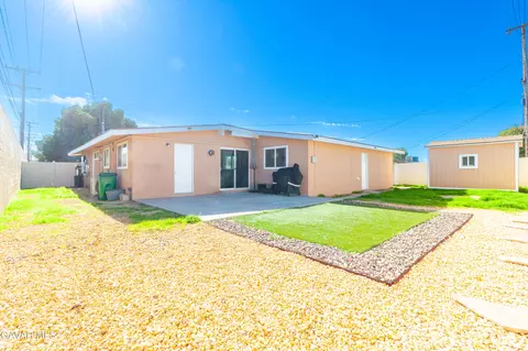 2005 Milling St W, Lancaster, CA 93536