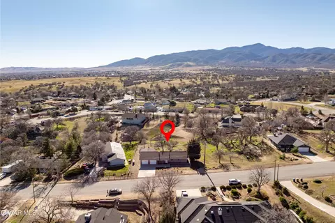 View/Area - 21312 Stage Dr, Tehachapi, CA 93561 photo 1 of 6
