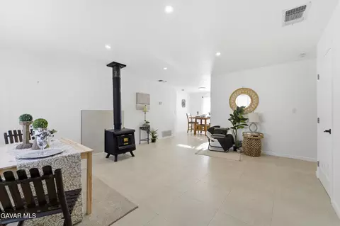 Other - 21312 Stage Dr, Tehachapi, CA 93561 photo 4 of 8