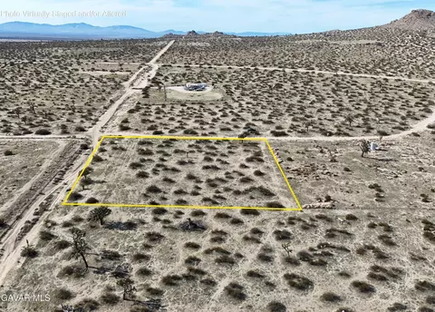 E Ave N-8, Palmdale, CA 93591 photo 9