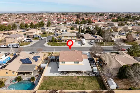 View/Area - 1616 Thomas Dr, Lancaster, CA 93535 photo 4 of 6