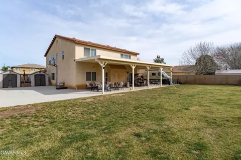 Exterior - 1616 Thomas Dr, Lancaster, CA 93535 photo 3 of 4