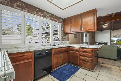 Kitchen - 43860 Fenner Ave, Lancaster, CA 93536 photo 1 of 3