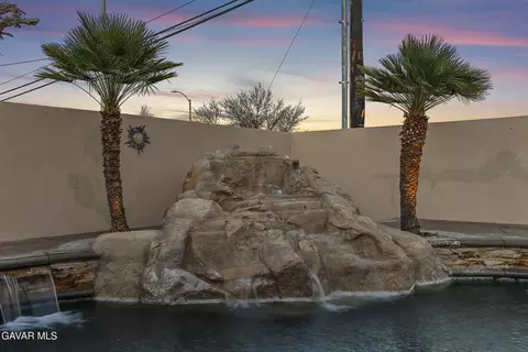 Exterior - 43860 Fenner Ave, Lancaster, CA 93536 photo 6 of 8