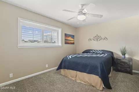 Bedroom - 43860 Fenner Ave, Lancaster, CA 93536 photo 4 of 5