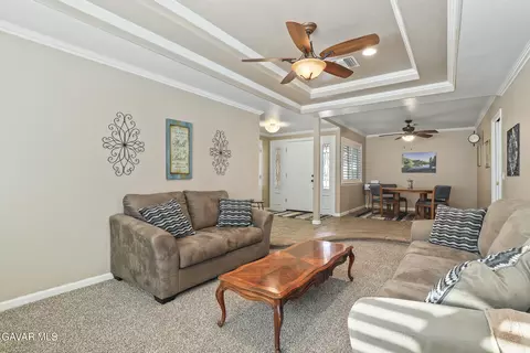 Living - 43860 Fenner Ave, Lancaster, CA 93536 photo 3 of 4