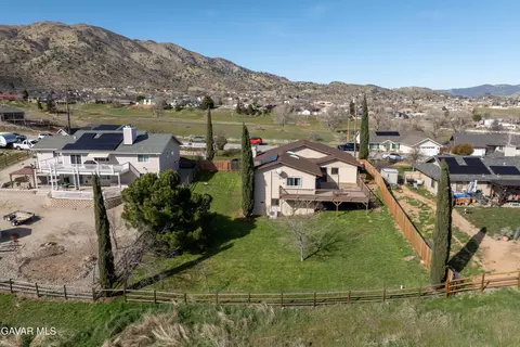 View/Area - 20812 Quail Springs Rd, Tehachapi, CA 93561 photo 3 of 7