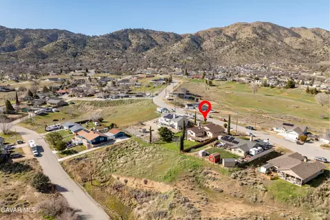 View/Area - 20812 Quail Springs Rd, Tehachapi, CA 93561 photo 7 of 7