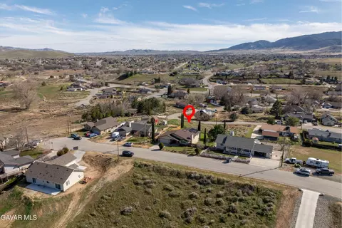 View/Area - 20812 Quail Springs Rd, Tehachapi, CA 93561 photo 2 of 7