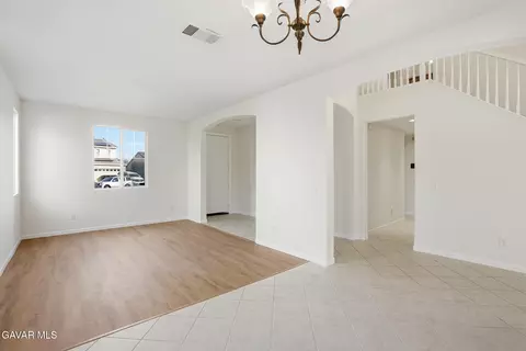 2134 Shellbark Ct, Palmdale, CA 93551 photo 11