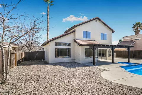 Exterior - 37717 49th St, Palmdale, CA 93552 photo 5 of 6