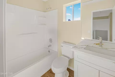 Bath - 37717 49th St, Palmdale, CA 93552 photo 2 of 2