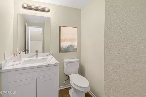 Bath - 37717 49th St, Palmdale, CA 93552 photo 1 of 2
