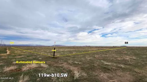 11800 Avenue B10, Lancaster, CA 93536