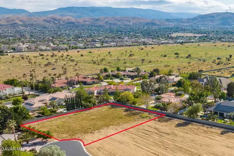 41933 Loma Vis, Lancaster, CA 93536