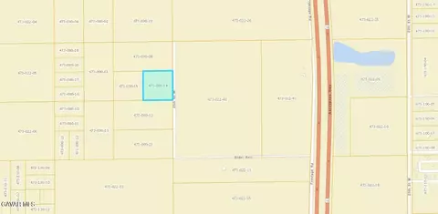 25 Th St W St W, Rosamond, CA 93560 photo 4