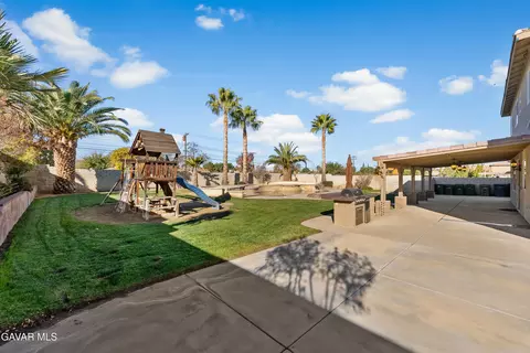Exterior - 41647 Palermo Ct, Lancaster, CA 93536 photo 6 of 13