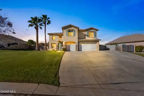 Exterior - 41647 Palermo Ct, Lancaster, CA 93536 photo 2 of 13