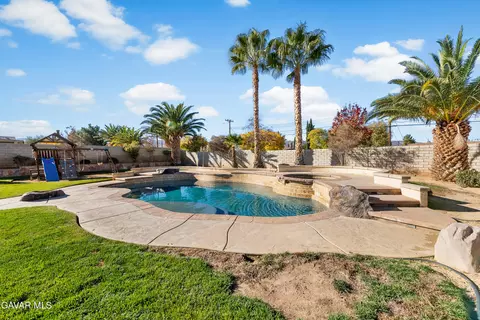Exterior - 41647 Palermo Ct, Lancaster, CA 93536 photo 10 of 13