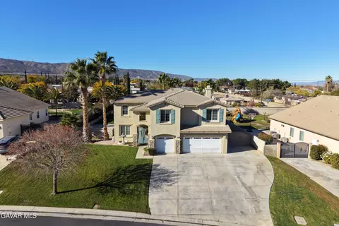 View/Area - 41647 Palermo Ct, Lancaster, CA 93536 photo 2 of 7