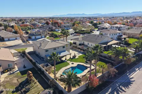 View/Area - 41647 Palermo Ct, Lancaster, CA 93536 photo 7 of 7