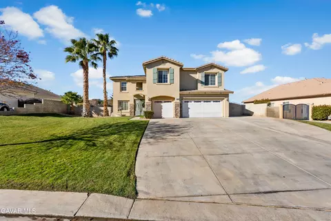 Exterior - 41647 Palermo Ct, Lancaster, CA 93536 photo 5 of 13