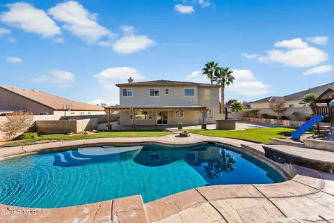 Exterior - 41647 Palermo Ct, Lancaster, CA 93536 photo 9 of 13