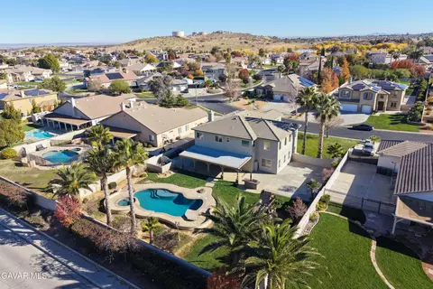 View/Area - 41647 Palermo Ct, Lancaster, CA 93536 photo 5 of 7