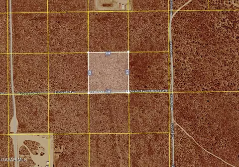 12100 El Dorado Ave, Rosamond, CA 93560