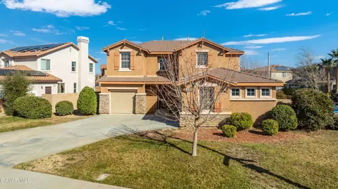 39118 Dunbar St, Palmdale, CA 93551