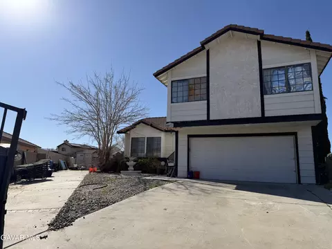 42927 21st St W, Lancaster, CA 93536