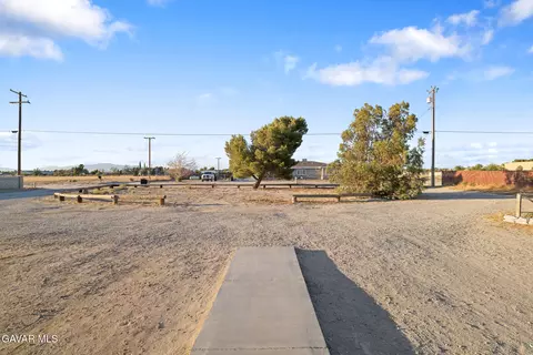 8332 Avenue E4 W, Lancaster, CA 93536 photo 39
