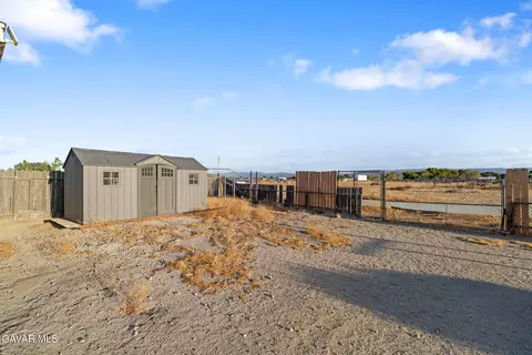 8332 Avenue E4 W, Lancaster, CA 93536 photo 34