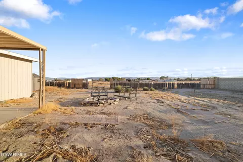 8332 Avenue E4 W, Lancaster, CA 93536 photo 35