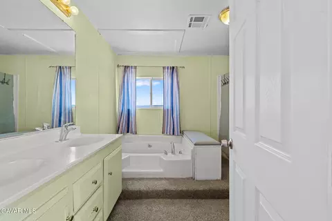 8332 Avenue E4 W, Lancaster, CA 93536 photo 27