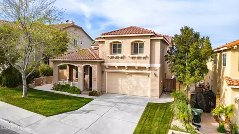 28521 Meadow Heights Ct, Santa Clarita, CA 91387