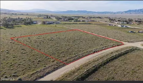 46331 Eaglefall Ave, Lancaster, CA 93536 photo 3