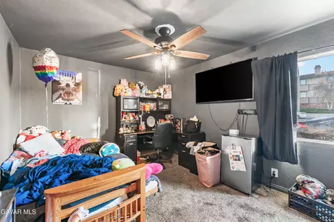 413 W 223rd St, Carson, CA 90745 photo 25