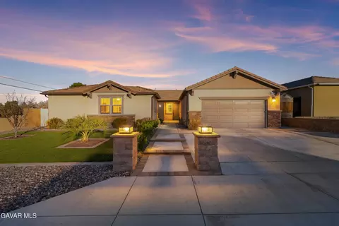 41742 Wayladn Ct, Lancaster, CA 93536